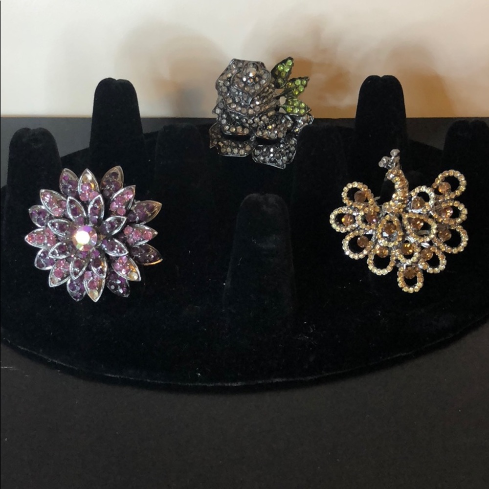 The lot of 3 rings